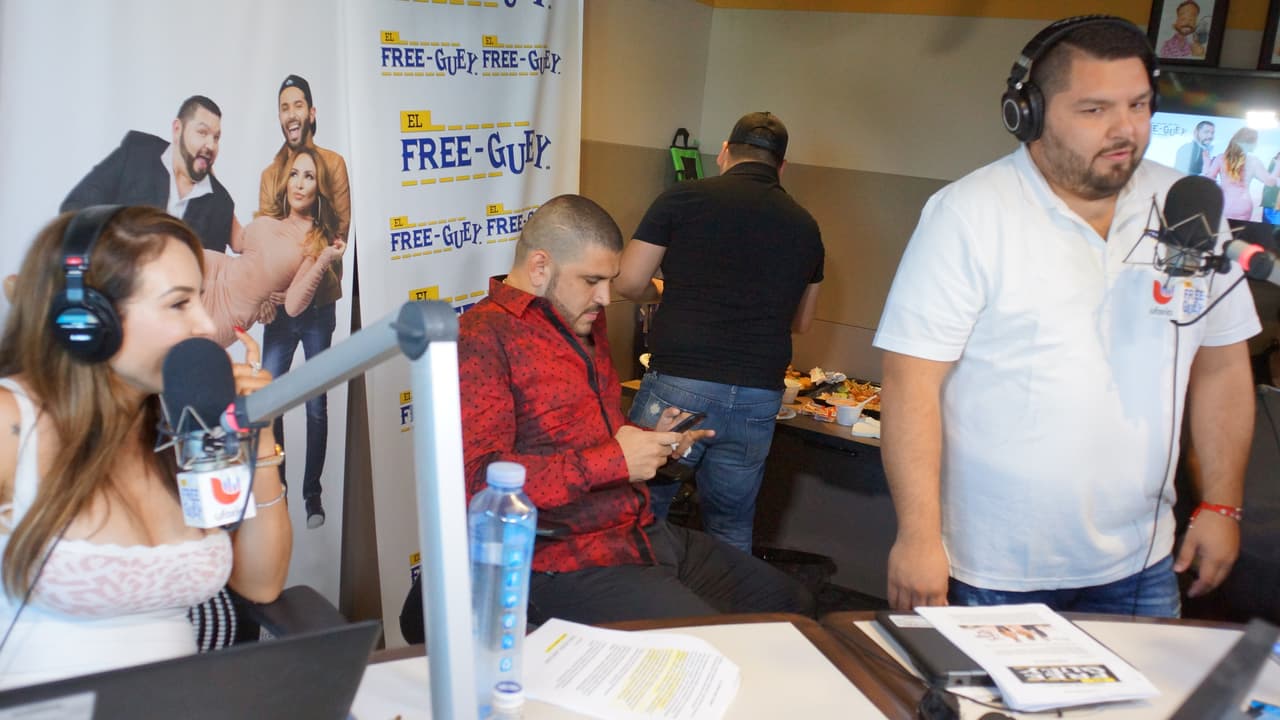 El Komander llegó al Free-guey show y hablo de sus nuevos proyectos.