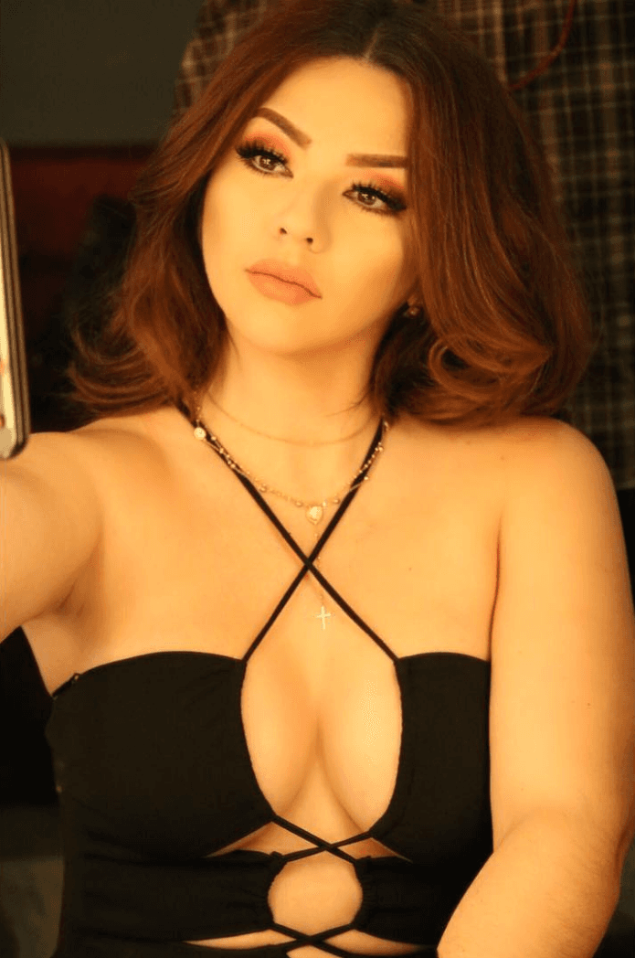 <b>Marilyn Odessa</b>, hija de la cantante 
<b>Marisela</b> y quien recientemente anunció su propuesta en la música regional mexicana, es una belleza.