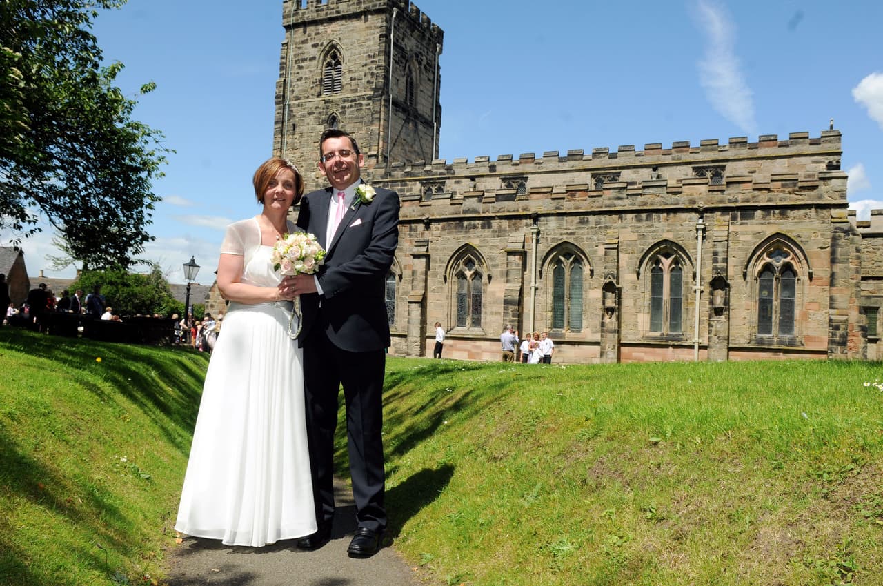 111 damas de honor en su boda