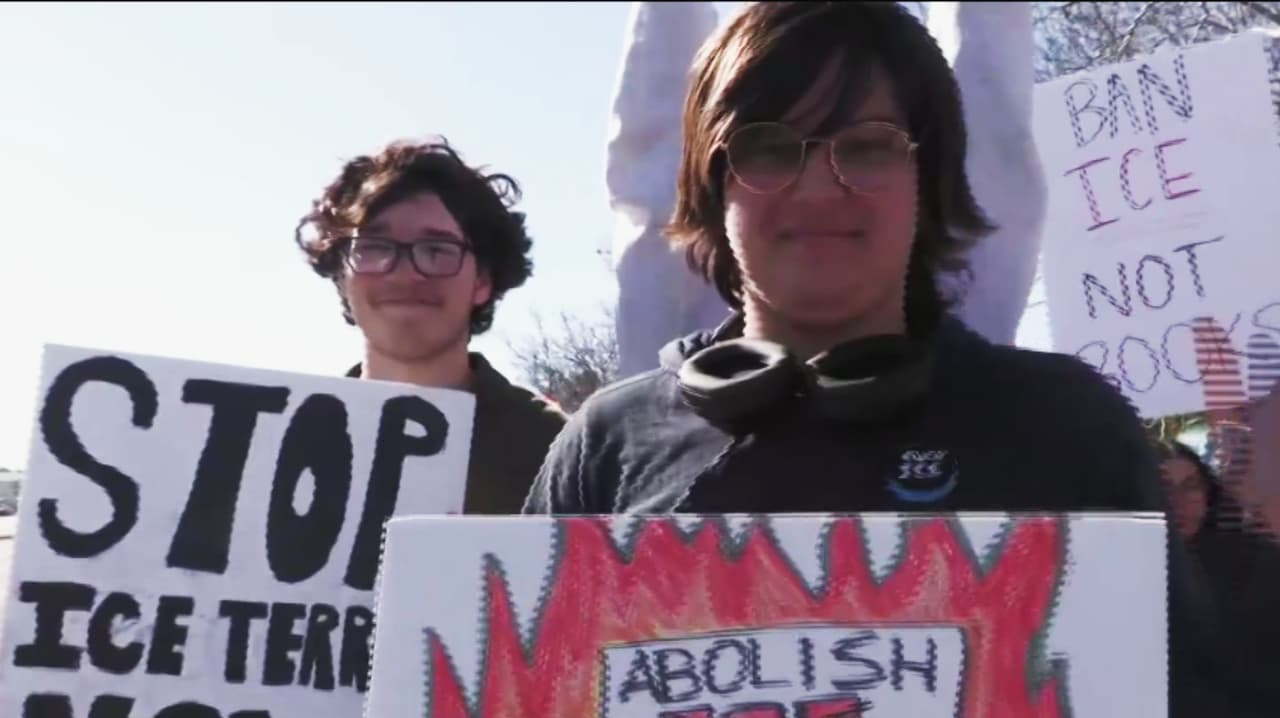Polémica en Sarasota: junta escolar impone límites a protestas de estudiantes