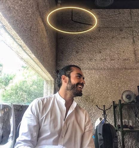 De esta manera, el actor nacido en Guadalajara, Jalisco, se convertirá en el galán de dicho proyecto.