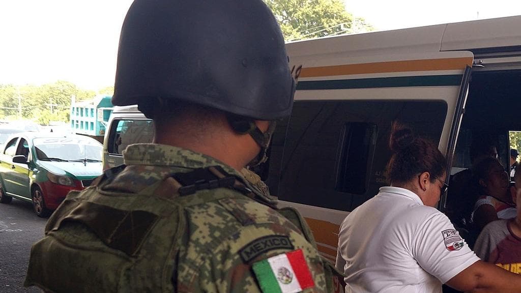 Stock image of members of the Mexican National Guard conducted controls along with personnel from the National Institute of Migration (INM).