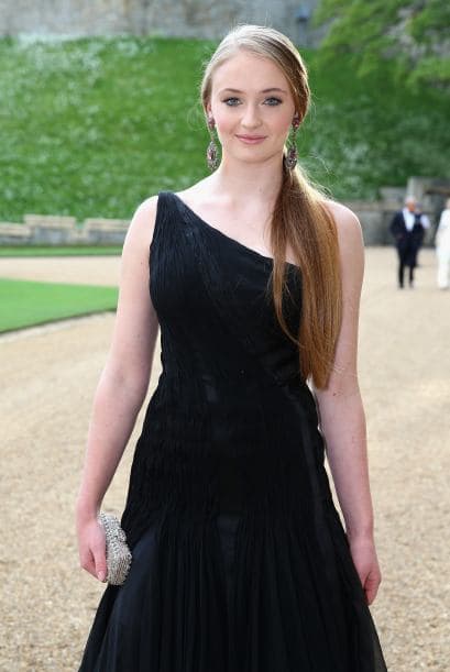 Sophie Turner Mira aquí lo último en chismes.