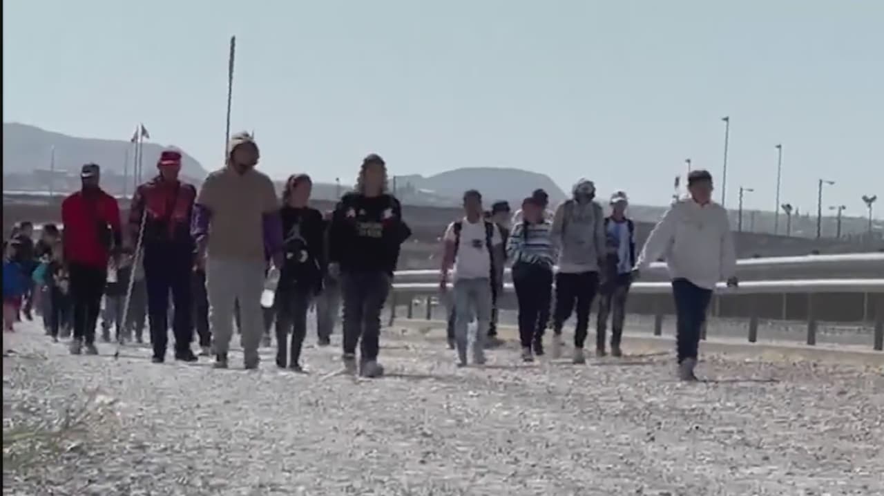 Nueva regla de asilo exigiría esperar un año por permiso de trabajo