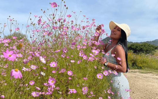 <b>#4 Creó su propia definición de belleza </b>
<br>
<br>La 
<a href="https://www.univision.com/entretenimiento/cultura-pop/tiktok-selena-gomez-yalitza-aparicio-lecciones">cuenta de TikTok de Yalitza Aparicio está repleta de mensajes de amor propio</a>. El pasado octubre, publicó uno de los videos más sentidos, haciendo ‘lip sync’ de un audio que recita: “eres perfecta, porque eres rara, loca y auténtica… y en eso consiste la belleza”. 
<br>