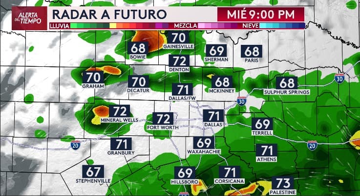 A las 9 de la noche, 
<b>es posible que haya lluvias moderadas en áreas como Fort Worth; para ese momento</b>, el sistema habrá avanzado hacia el sureste del estado.