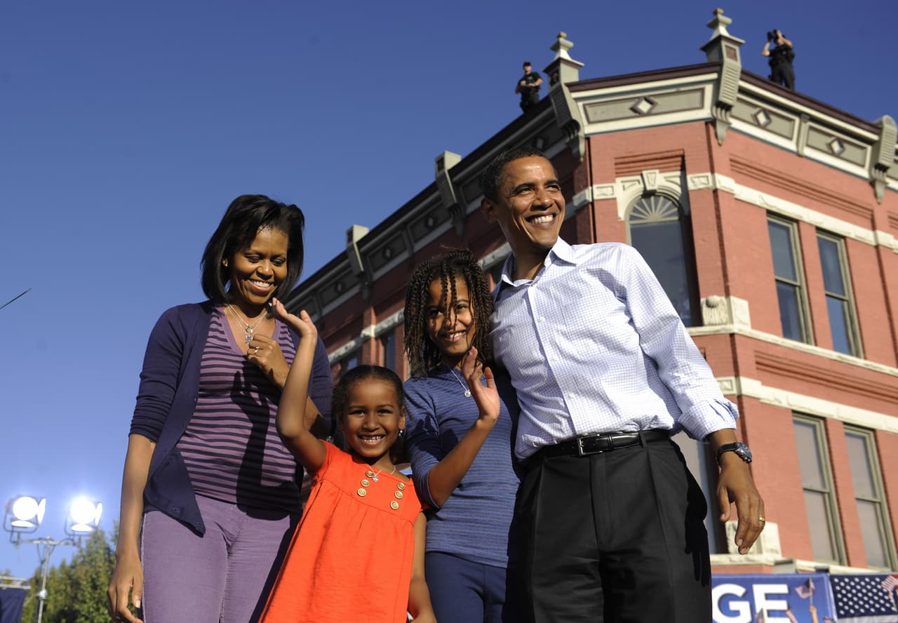 Michelle Obama ayudó a construir esa fuerte imagen de Barack Obama como un feliz hombre de familia, haciendo campaña a su lado durante todo el 2008 por todo el país.
