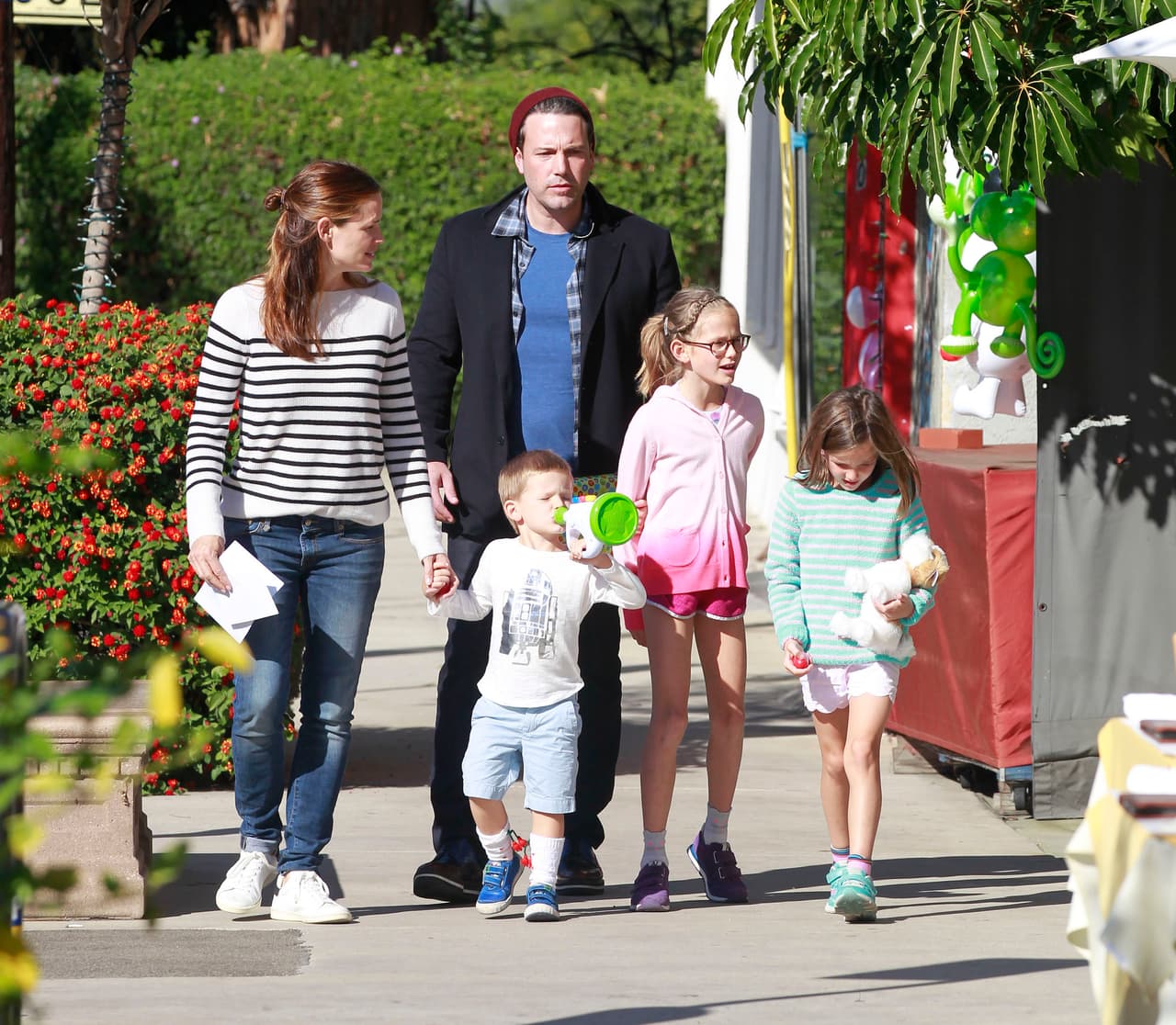 Luego de que el actor estuviera algunas semanas filmando su nueva película, se dio un descanso para pasar tiempo con sus hijos.