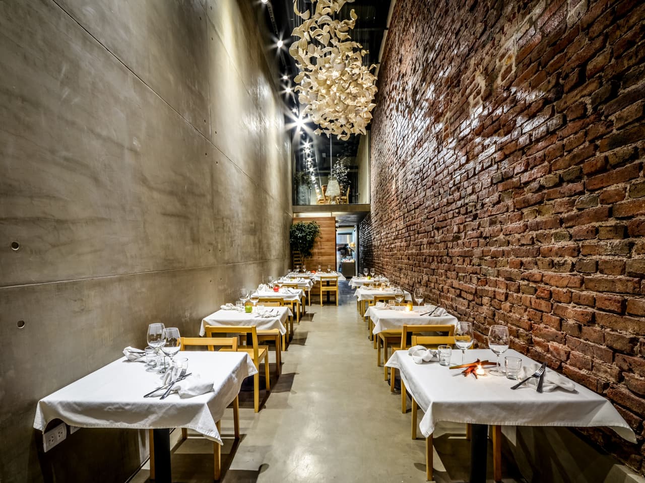 Por qué decimos que es un recinto ´delgado´, muy fácil por su tamaño. Mide 8 pies de ancho y 105 pies de largo.