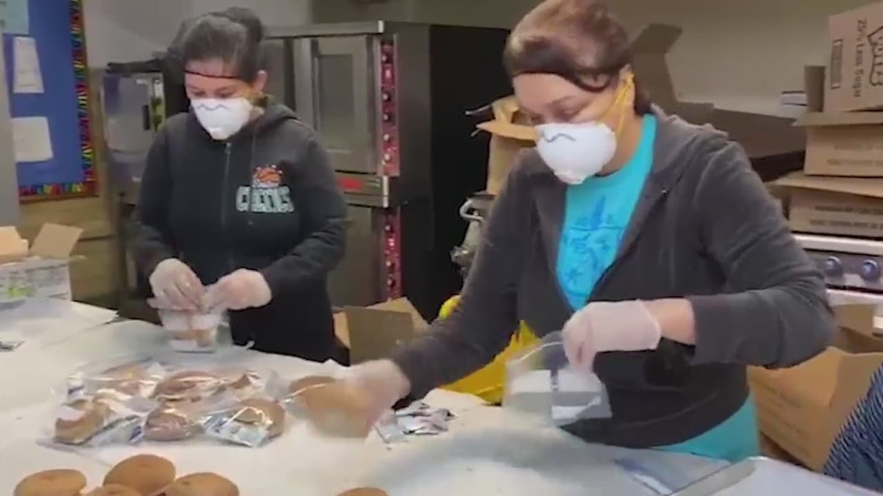 Mal tiempo en Filadelfia provoca interrupción en el programa de asistencia alimentaria para familias durante la pandemia del coronavirus 