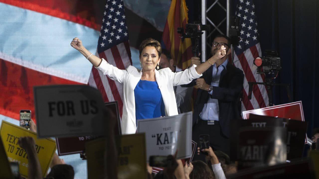Kari Lake anuncia su candidatura para el Senado de los Estados Unidos por Arizona