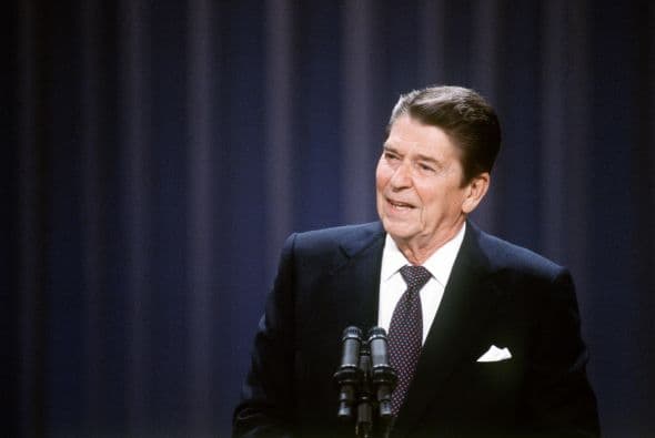 Durante una cena de Estado en Brasil en 1982, el entonces presidente estadounidense Ronald Reagan ofreció un brindis a los asistentes. El problema fue que el brindis lo hizo "por el pueblo de Bolivia".