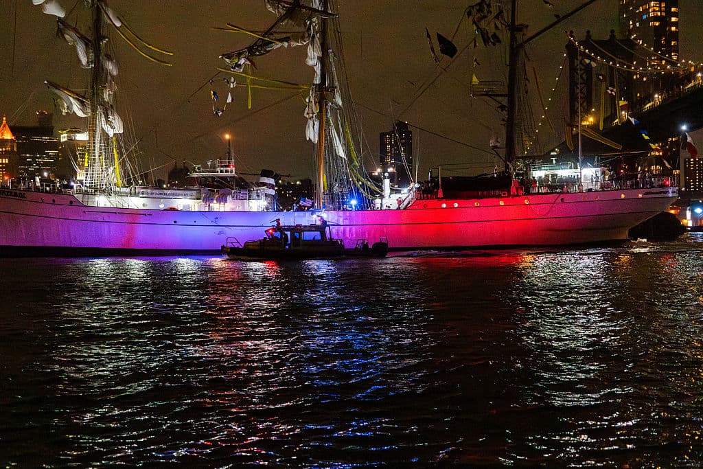 Qué es el buque escuela Cuauhtémoc y por qué estaba en Nueva York cuando chocó contra el puente de Brooklyn