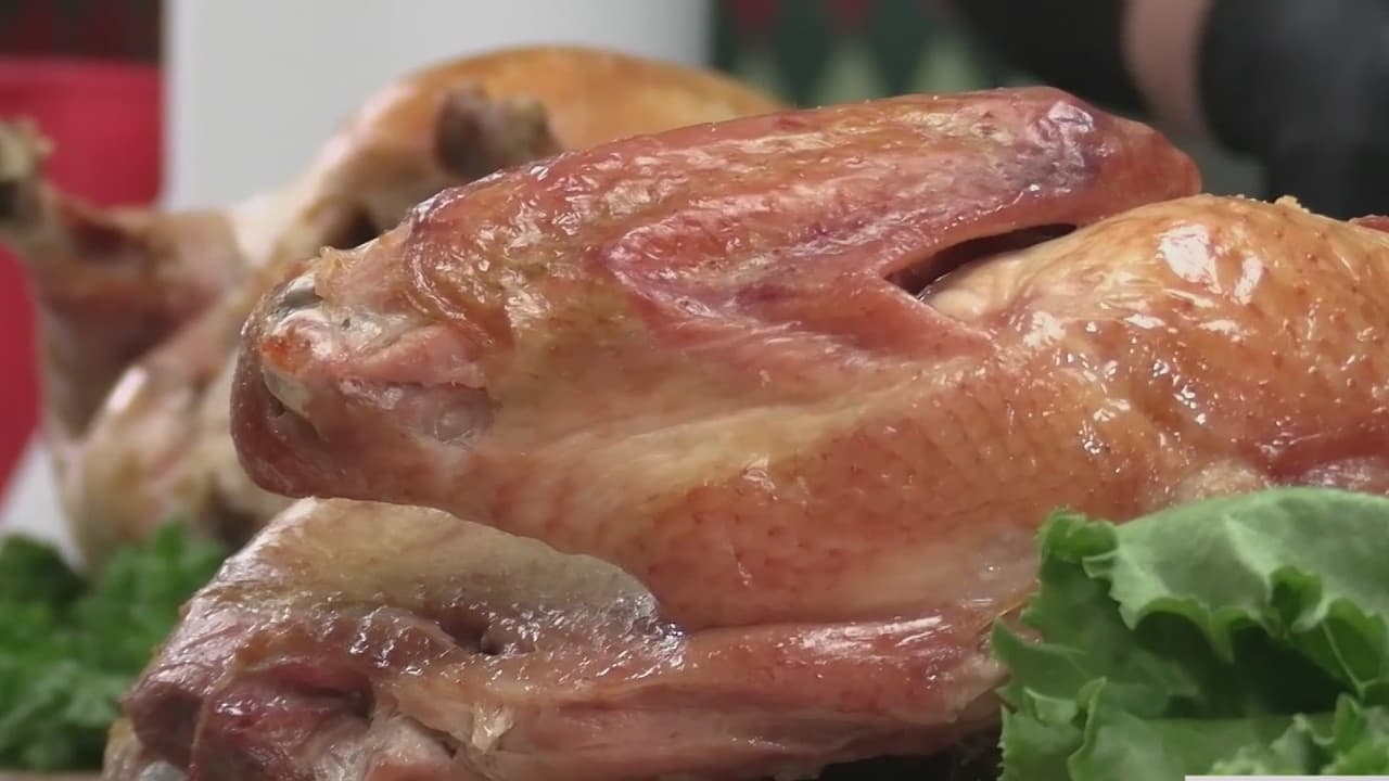 Siga estas medidas de higiene al cocinar su pavo para el Día de Acción de Gracias 