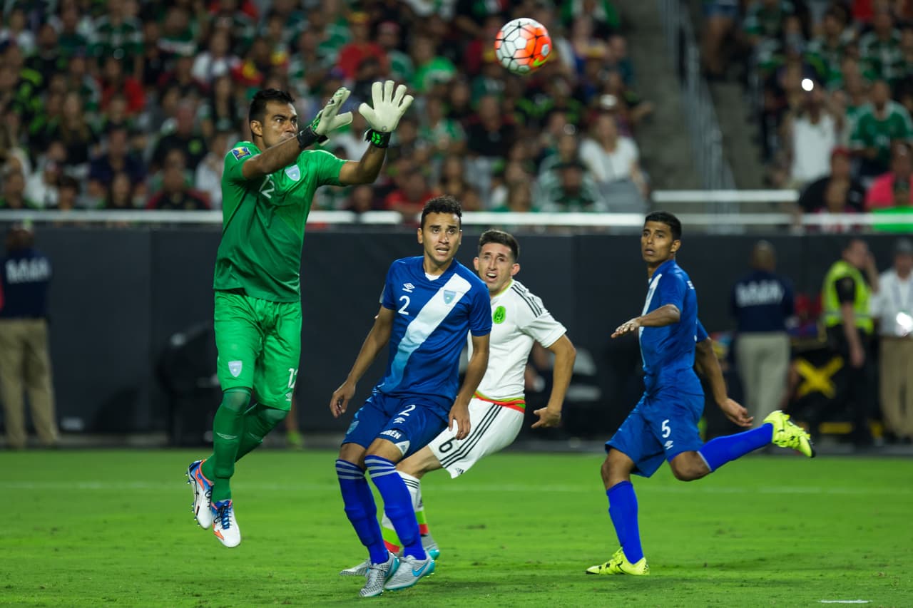 México le ha ganado 21 veces frente a Guatemala, ha caido en 4 ocaciones y han empatdo en 8.