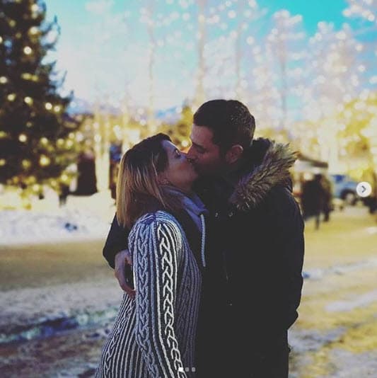 Es común ver que la actriz dedique publicaciones para Michel aunque no celebren nada en específico.