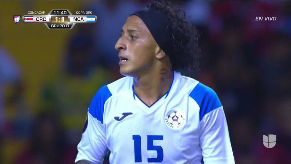 Tiro desviado de Byron Bonilla