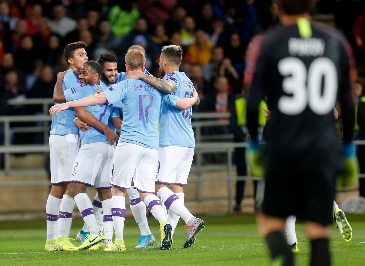 En 2018, con goles de David Silva, Aymeric Laporte y Bernardo Silva del City, en el Estadio Metalist en Kharkiv, terminaron con la racha de siete juegos invictos en contra de cualquier club inglés.