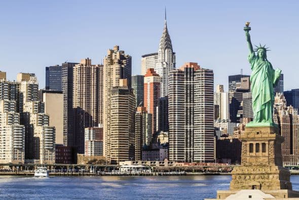11. New York. Desde la Estatua de la Libertad, hasta los musicales más famosos de Broadway, en esta ciudad lo que NO faltan son atracciones para toda la familia.
