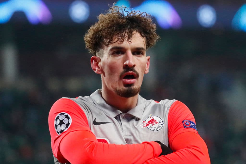 Berisha (28’, 41’) marcó doblete, Miranchuk (79’) descotó por la vía penal y Adeyemi (81’) selló la victoria. Con este triunfo, obligan a los del ‘Cholo’ a obtener un buen resultado ante el Bayern para pensar en la siguiente ronda.