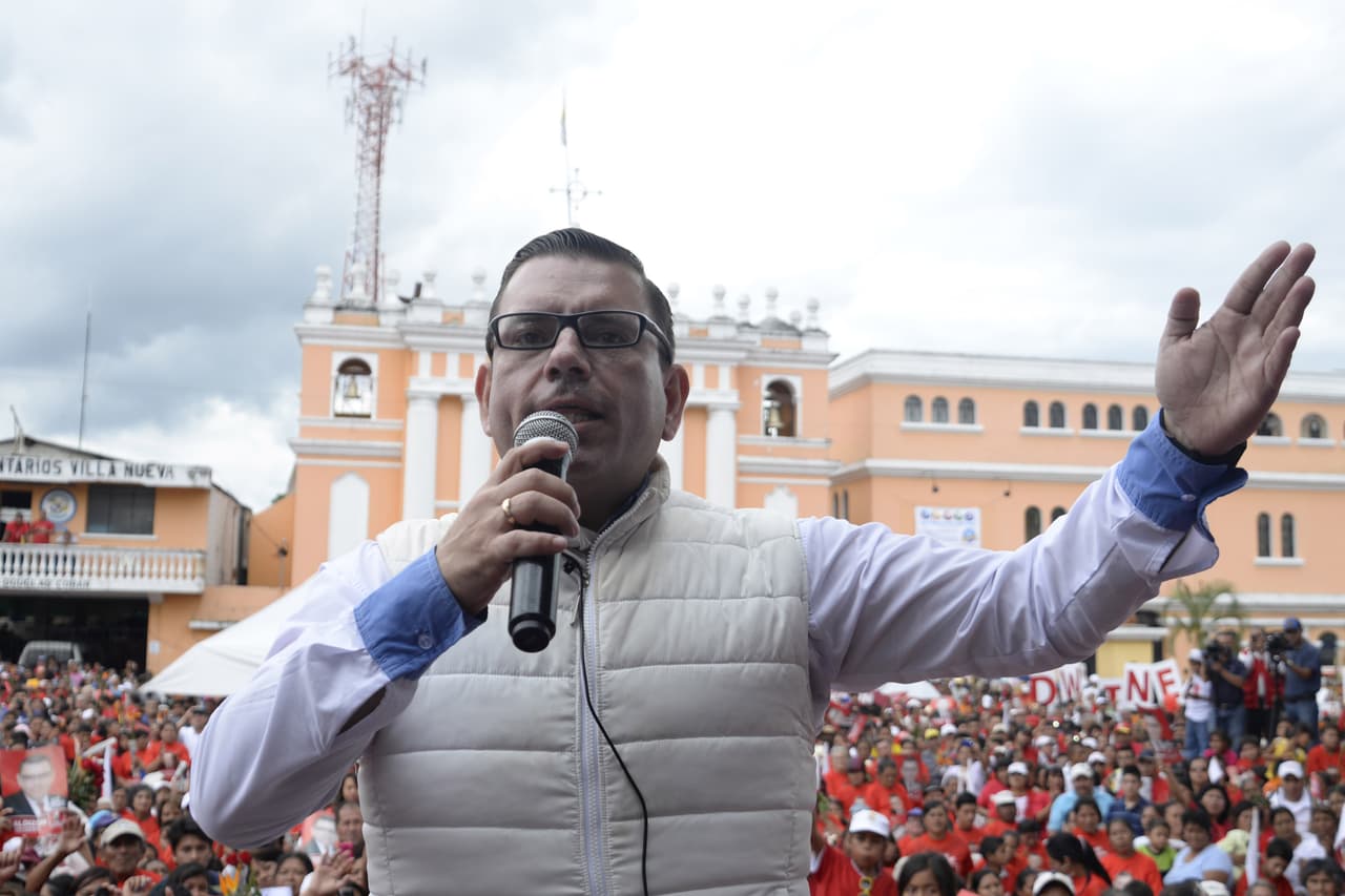 Arrestan en EEUU a excandidato presidencial de Guatemala vinculado al escándalo de Odebrecht y este pide asilo