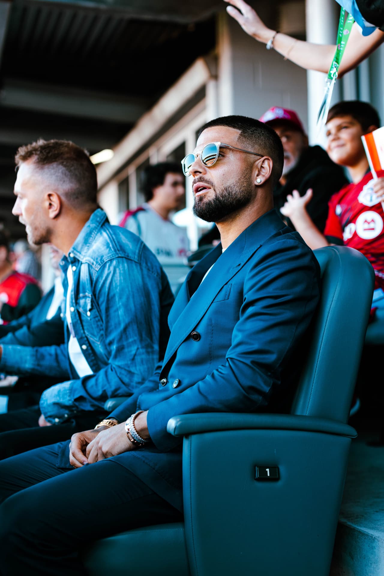 Criscito e Insigne fueron presencias reclamadas en el palco del estadio de Toronto FC.