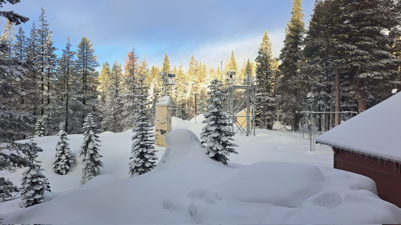 La acumulación de nieve en las montañas abre la posibilidad para que California se recupere de la sequía