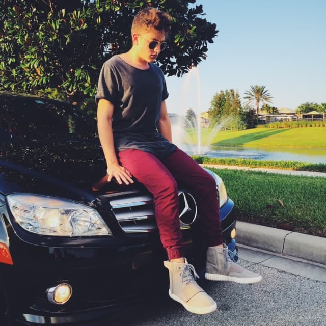 Matt es un chico que sabe bien lo que es no perder la esperanza. Ha logrado alcanzar sus sueños y todo lo logrado es gracias a su familia.