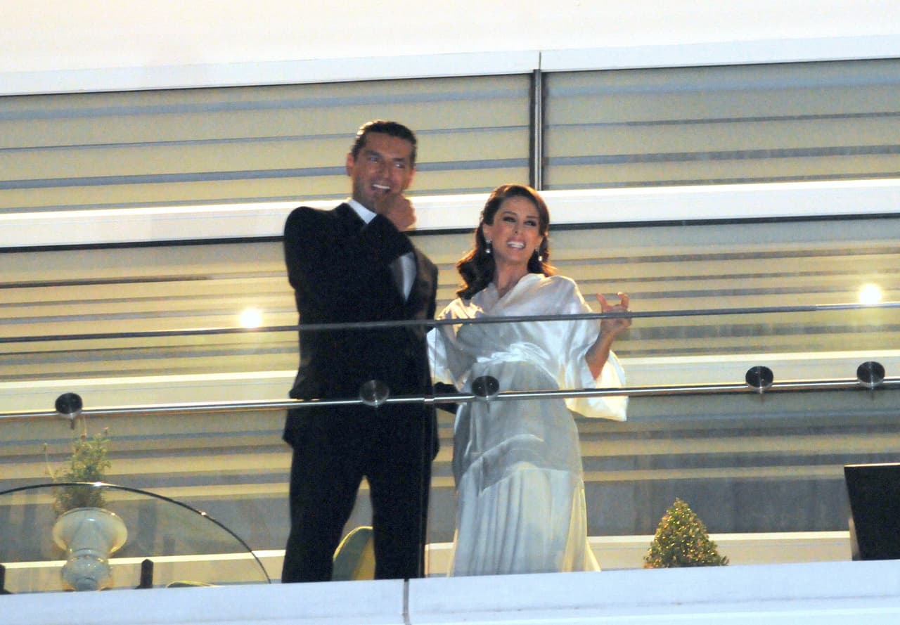 En el 2011 
<b><a href="http://www.univision.com/temas/jacqueline-bracamontes">Jacky</a></b> Bracamontes le dio el sí a 
<b>Martín Fuentes</b> en una ceremonia civil y privada en la Ciudad de México.