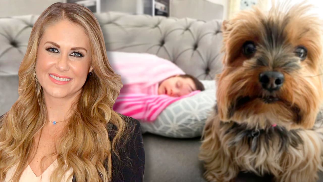 La perrita de Ingrid Martz se puso 'celosa' cuando la vio cargando a su bebé y así lo resolvió la actriz