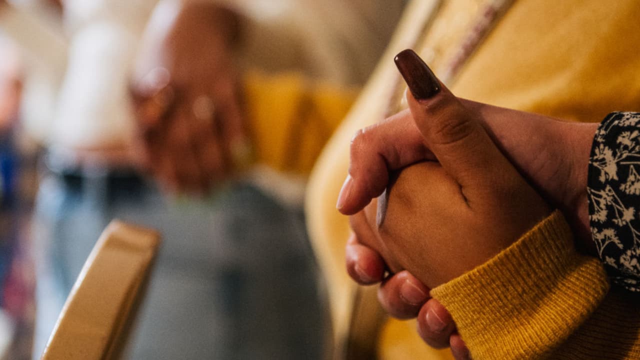 A pocos días de que se lleve a cabo la celebración del Día de Acción de Gracias, expertos médicos expresaron su preocupación por los encuentros familiares y la falta de inmunización completa en algunos menores.