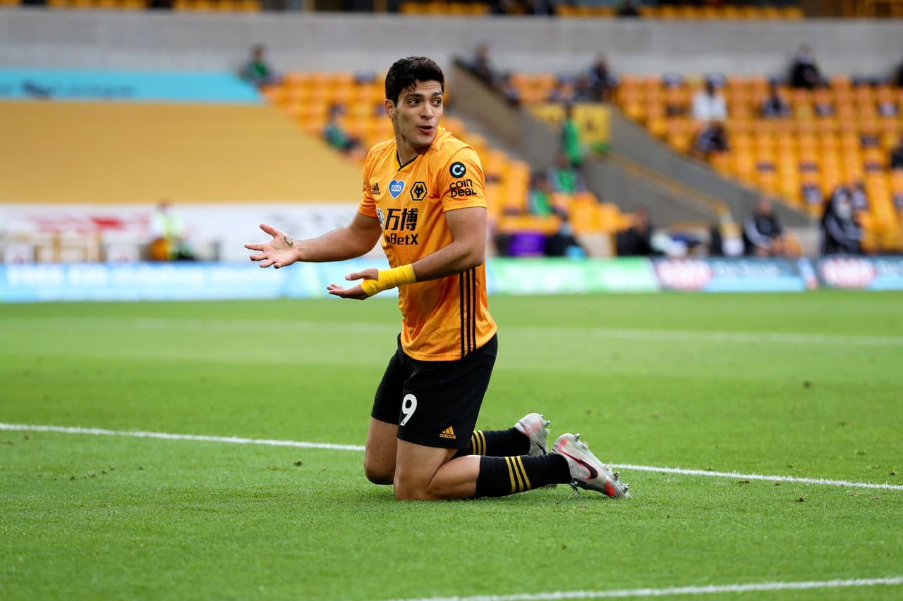 Al 52’ Raúl Jiménez tuvo el empate tras recibir una asistencia de Adama Traoré. La zaga le impidió conectar el esférico y se perdió la ocasión.