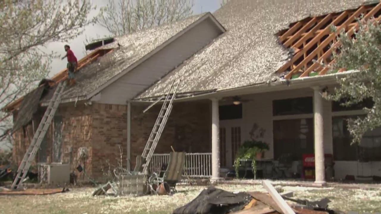 Confirman que un tornado EF1 tocó tierra en el condado Rockwall 