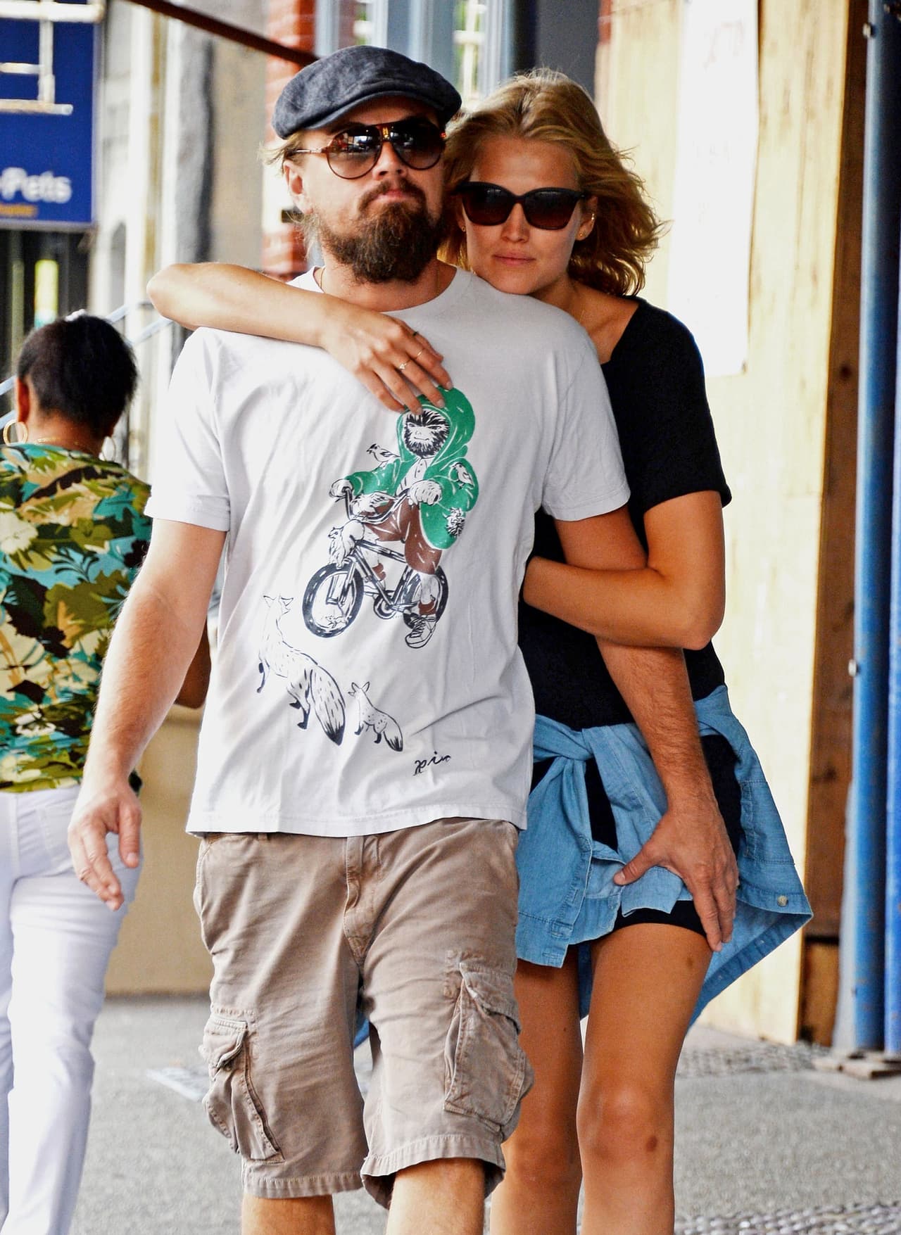 La falta de interés de DiCaprio de formar una familia con la modelo podría haber desatado la ruptura entre ambos,entre otros motivos más que razonables. Y es que el actor parece haber disfrutado de una noche con numerosas modelos en el club South Beach.