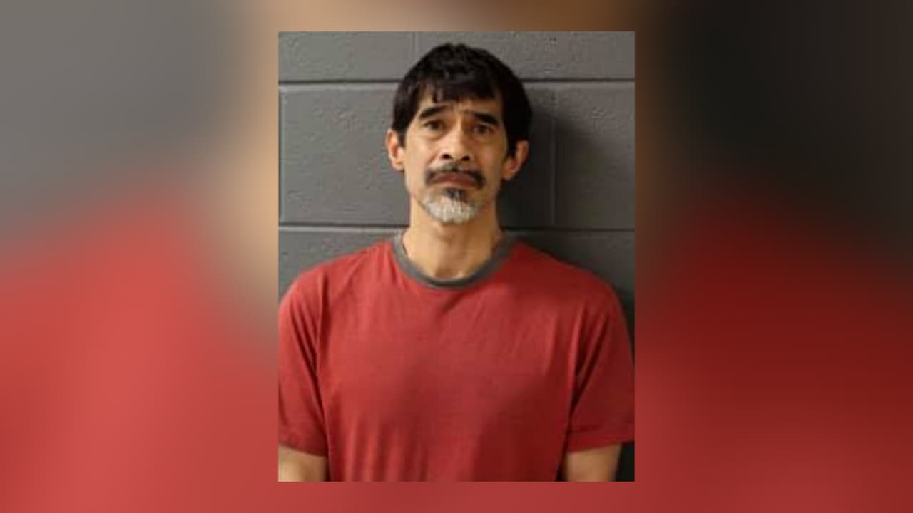 Detienen hombre sospechoso de acoso sexual contra su hija, en el suburbio Cícero