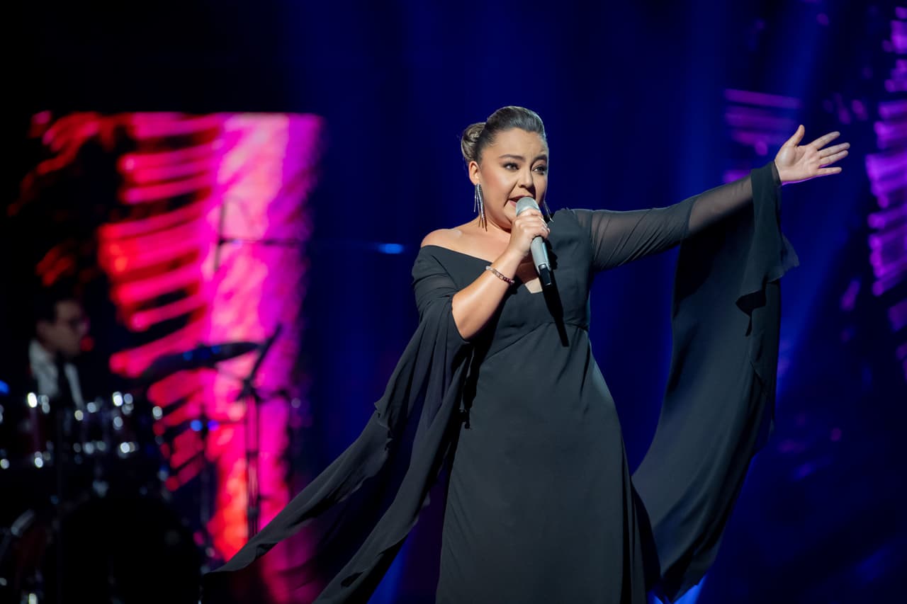 Verónica Linares imitó a Lupita D'Alessio.