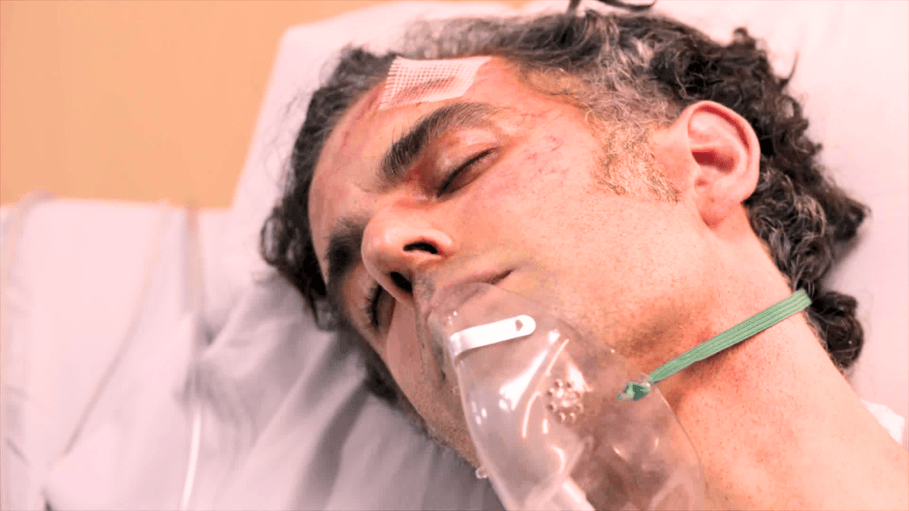 Alonso pierde la vida y Cristina queda devastada | Los Hilos del Pasado | Capítulo 56