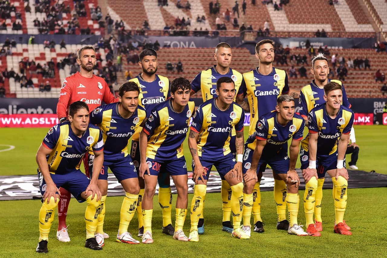 Atlético San Luis y Pachuca arrancaron el Grita México C22 en el Alfonso Lastras con nuevas esperanzas tras los fracasos de ambos el torneo pasado.