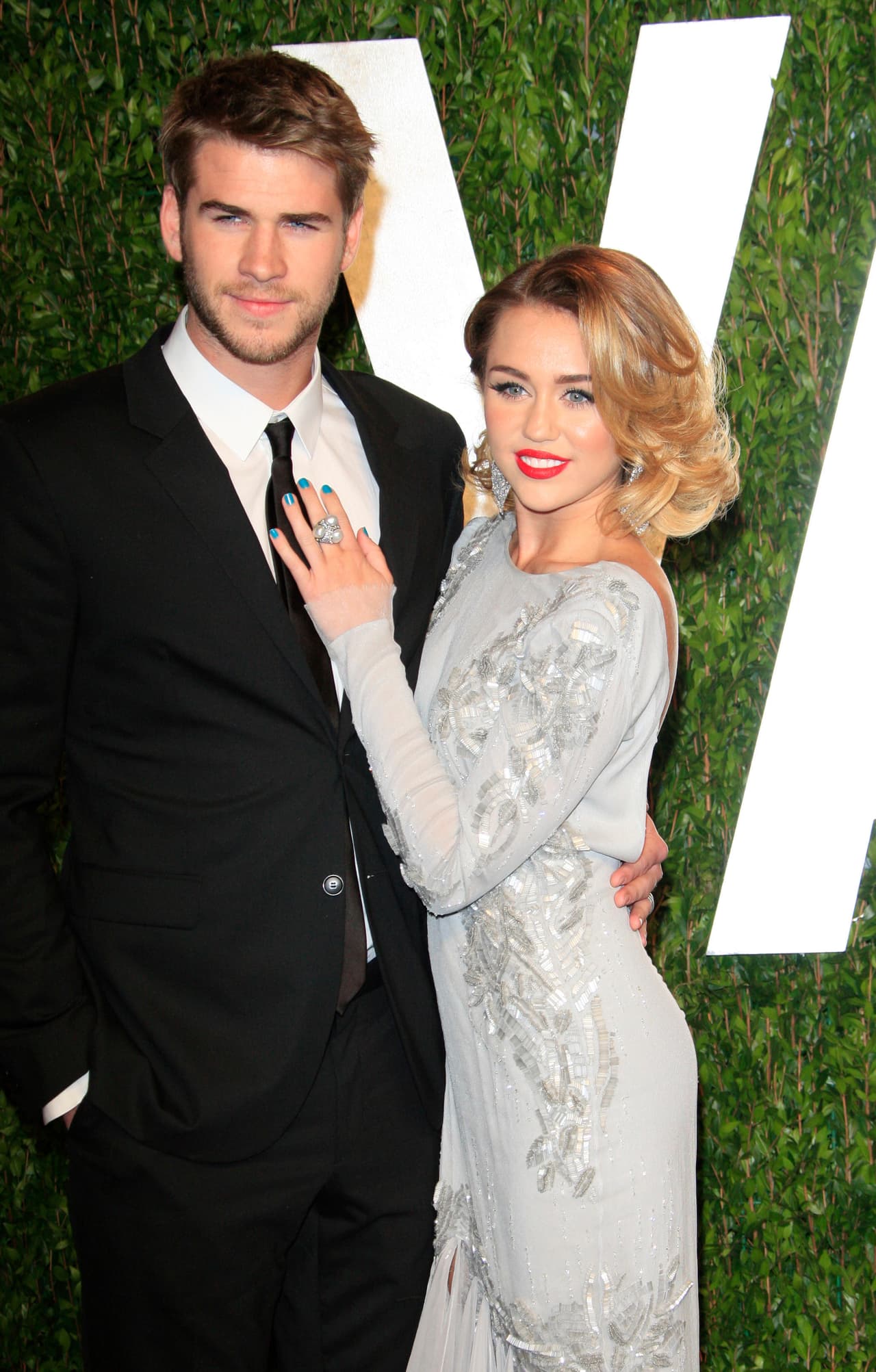El acuerdo de divorcio de la expareja ya fue firmado por el juez, según reportó este martes 
<a href="https://www.tmz.com/2020/01/28/miley-cyrus-liam-hemsworth-officially-single-finalize-divorce/" target="_blank">TMZ</a>.