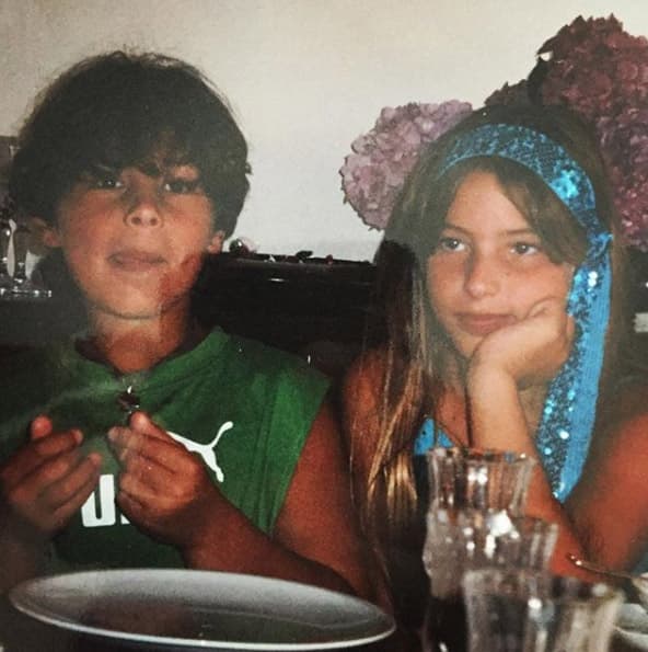 Además de tener como "mejor amigo" a su papá, también lleva una excelente relación con su hermana Isadora.