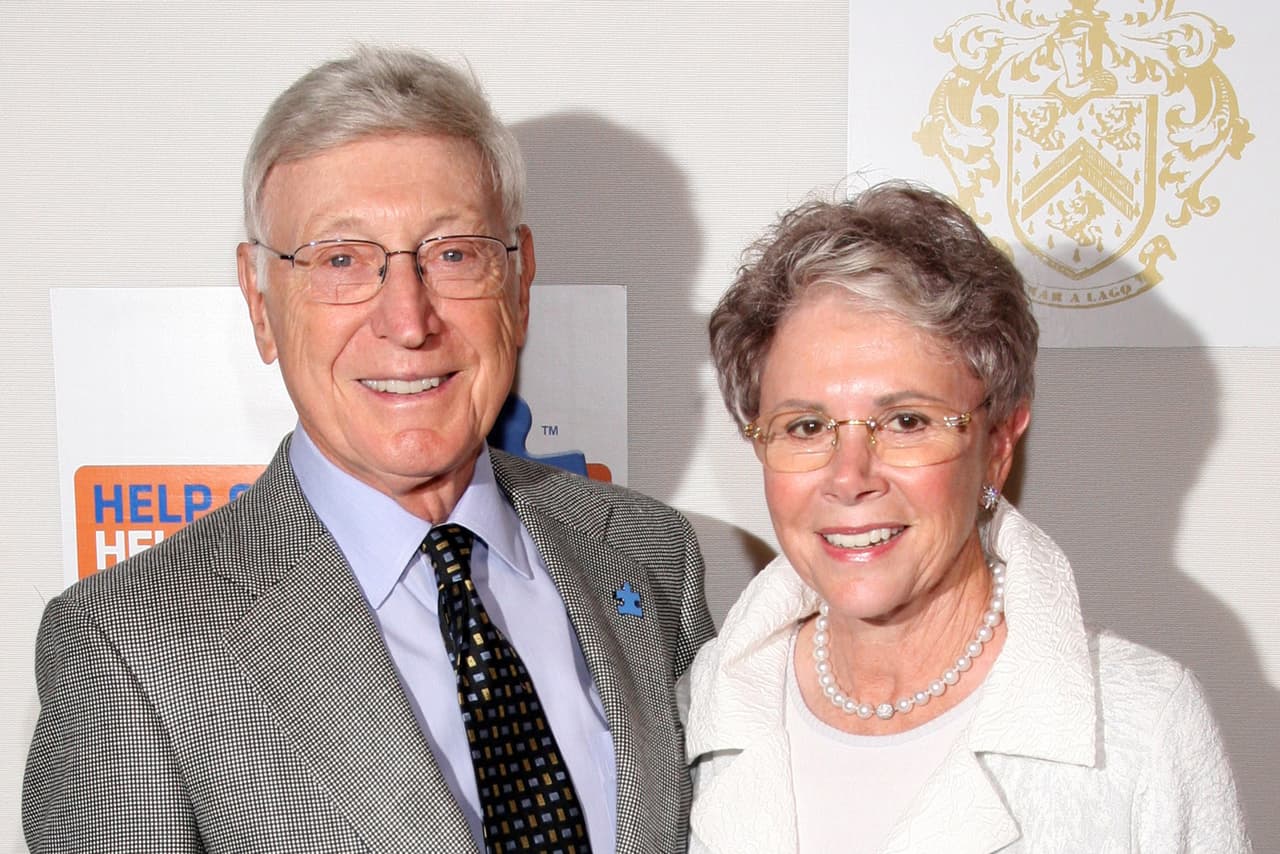 <b>Bernie y Billi Marcus (Trump).</b> El cofundador de Home Depot y su esposa habían aportado directamente a Trump 721,200 dólares hasta el 14 de septiembre, y en total al partido republicano más de 10 millones. Sus contribuciones también han ido a súper PACs de apoyo a los candidatos al Senado.