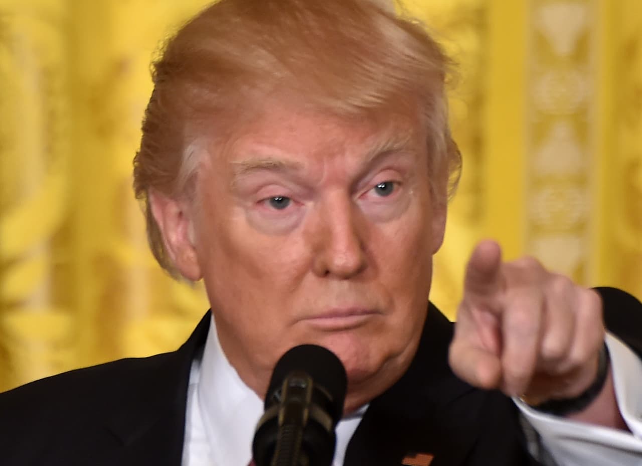 Trump tacha el 'Russiagate' de "artimaña" contra él