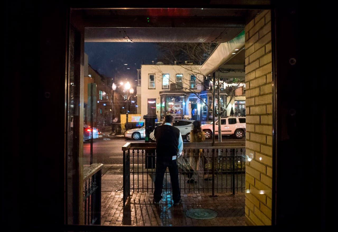 Qué es la 'Ley Silla' que avanza en el Congreso mexicano y aumenta las protecciones para las trabajadores