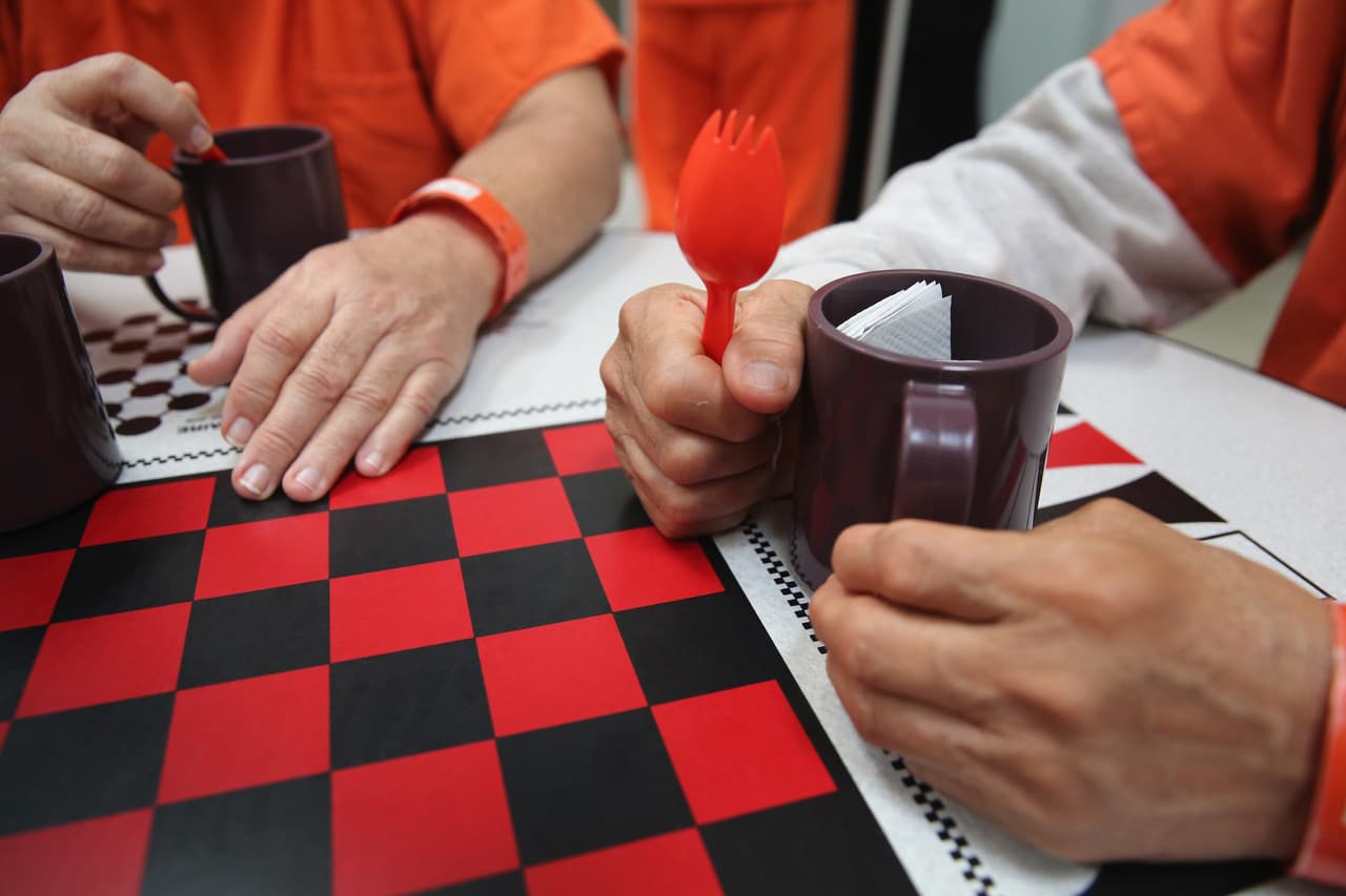 Congresistas demócratas quieren limitar el encacelamiento en centros de ICE a 20 días máximo.