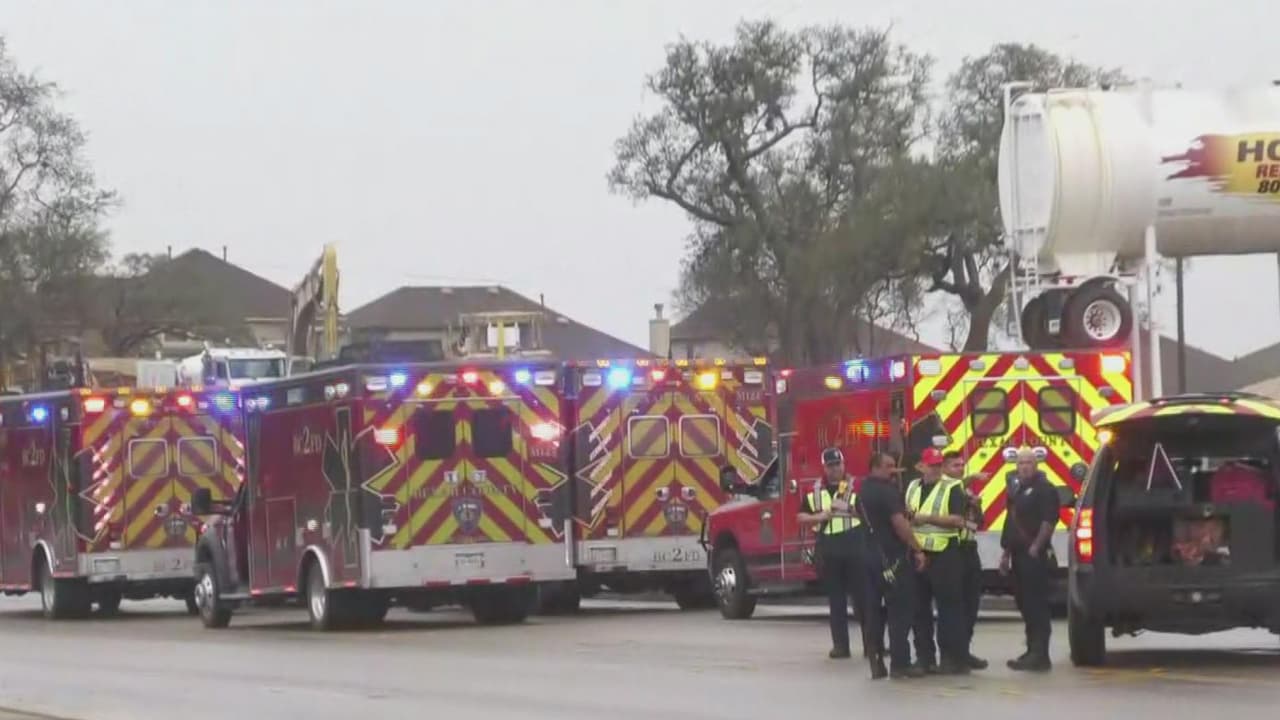 Activan cierre preventivo para la preparatoria de Brennan, ante tiroteo entre vehículos