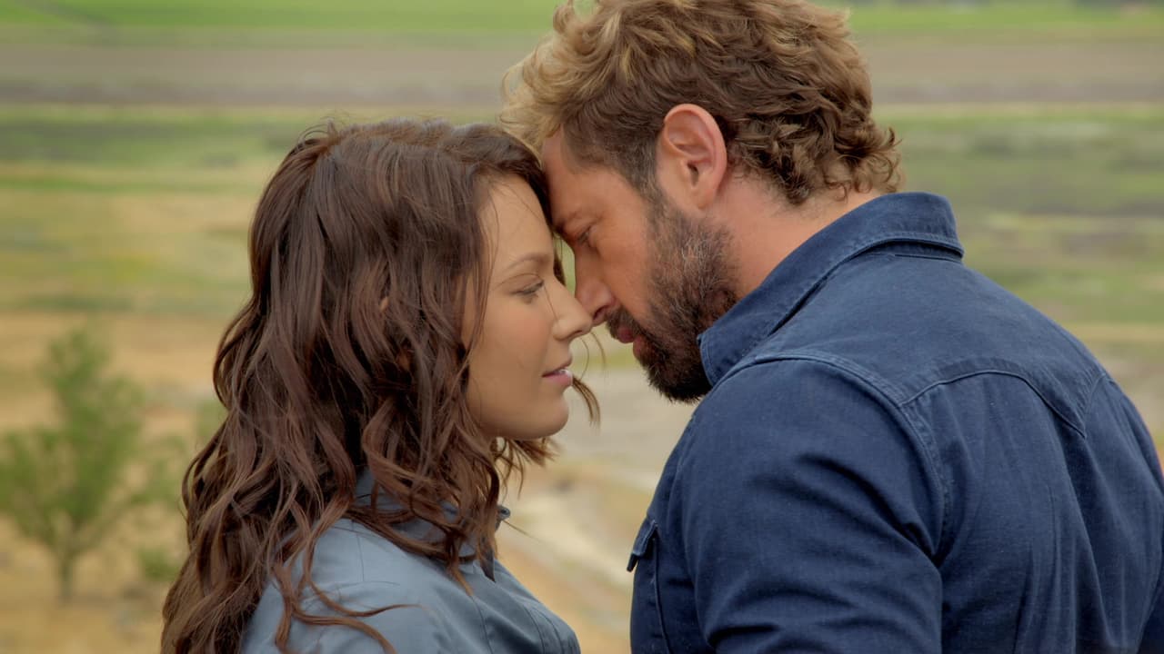 También lo relacionaron sentimentalmente con Irina Baeva, con quien protagonizó la telenovela 'Vino el amor' en 2016.
<br>