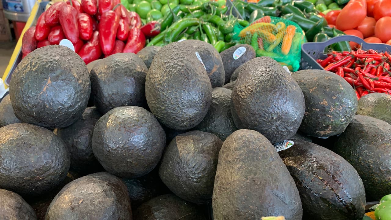 En algunos lugares como The Houston Farmers Market el aguacate llegó a costar hasta $3.00.