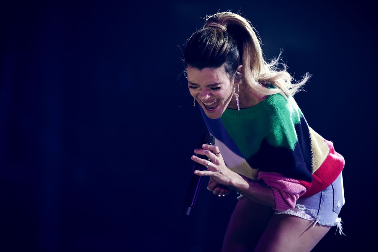 La cantautora puertorriqueña 
<b>Kany García</b> estremecerá millones de corazones con su soberbia interpretación del 
<b><a href="https://www.youtube.com/watch?v=6CLCoU325CY">tema 'Soy yo'.</a></b>