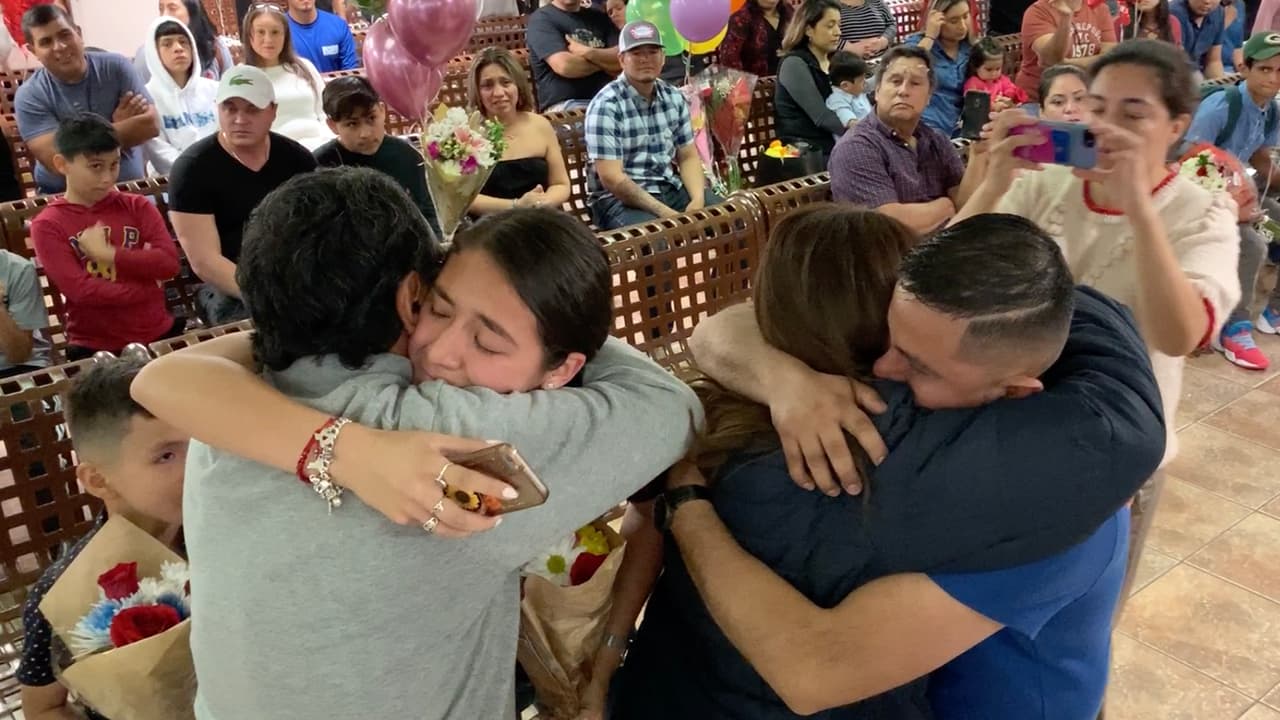 Fueron más de 40 padres de familia que llegaron desde México.