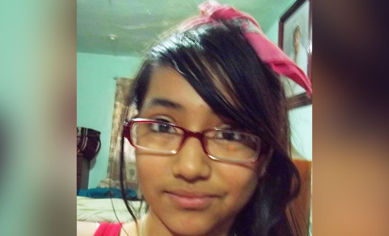 Miles de personas de la comunidad de Houston, y de todo el mundo, expresaron su pesar por la trágica muerte de Adriana Coronado a través de las redes sociales.